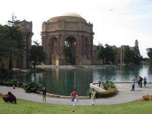... my favourite park in SF (The Palace of Fine Arts).